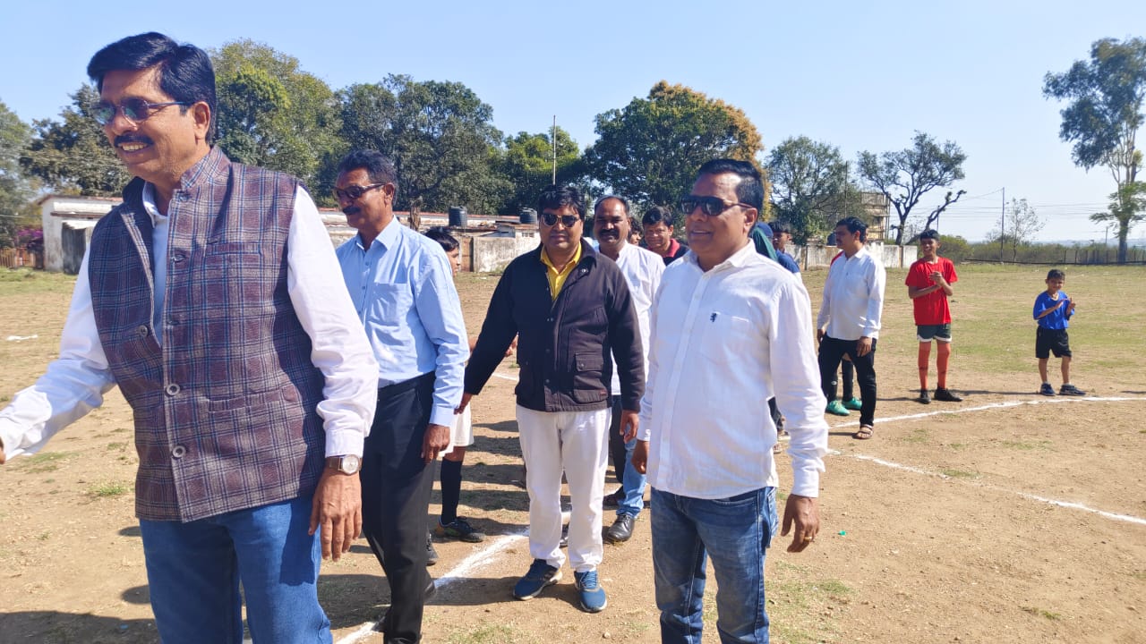 On the auspicious occasion of Republic Day, a friendly football match was played at Railway Ground Amla