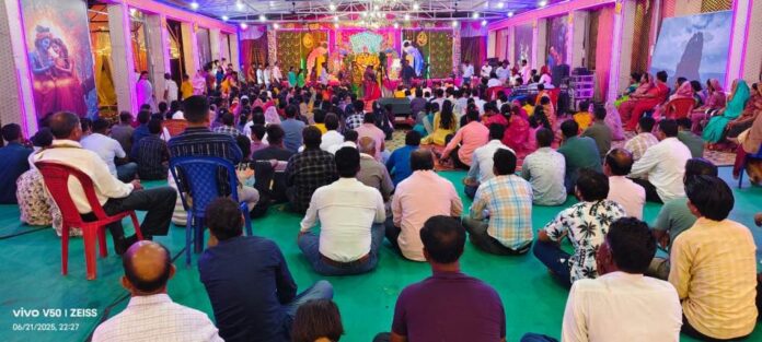 खाटू श्याम भजन संध्या में श्रद्धालुओं ने किया भावविभोर नृत्य, 