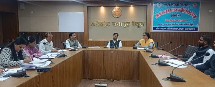 ‘हम हैं धरती के दूत’ के संकल्प के साथ वन परिक्षेत्र मोहदा में संपन्न हुआ ‘अनुभूति’ कार्यक्रम