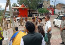 कलेक्टर-एसपी ने मूर्ति विसर्जन व्यवस्थाओं का लिया जायजा कलेक्टर-एसपी ने मूर्ति विसर्जन व्यवस्थाओं का लिया जायजा